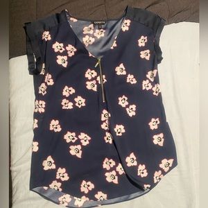 Express short sleeve blouse